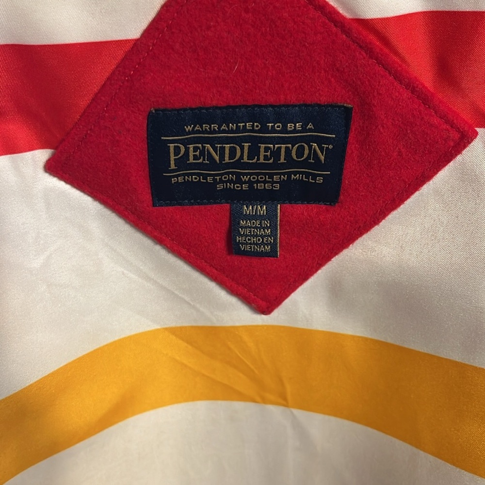 Pendleton Womens Jacket Size Medium. - image 2